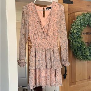 Blush pink lulus dress